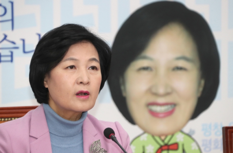 Ruling party chief presses ex-President Lee to explain corruption allegations