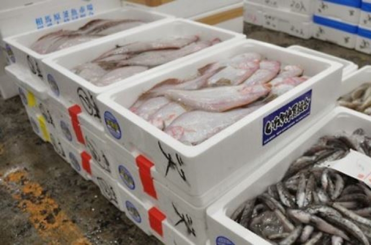 Koreans still distrustful of Japanese fish products after nuclear meltdown