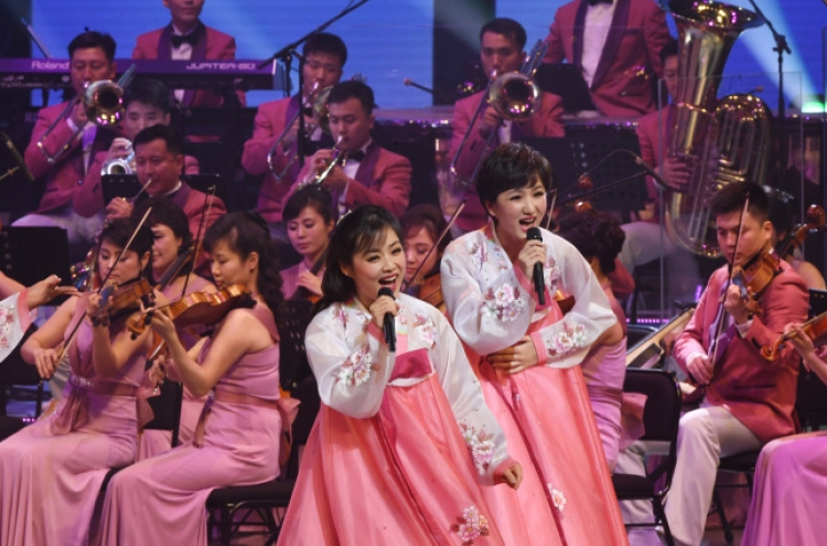[Newsmaker] NK troupe performs Tchaikovsky, South Korean songs at historical performance