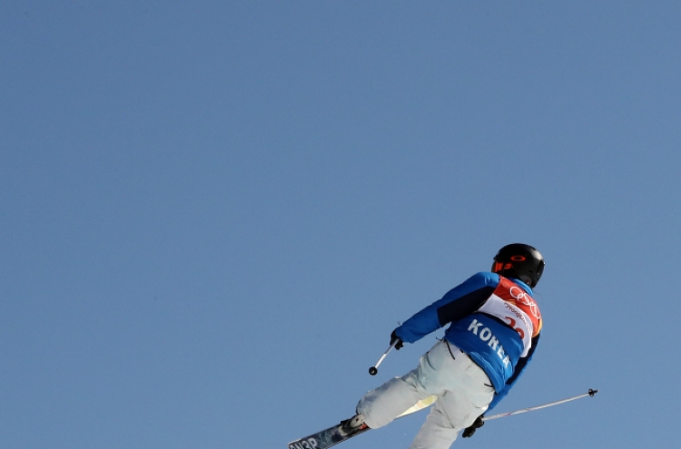 [PyeongChang 2018] S. Korean freestyle skier fails to make cut in women's slopestyle