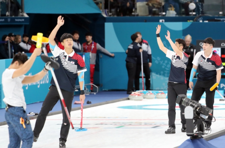 [PyeongChang2018] Korea's male curling team beats Japan in last round-robin match