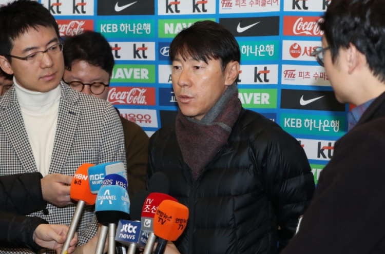 Korea football coach says reaching World Cup knockout stage is possible