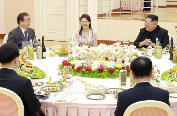 Ri Sol-ju’s attendance at welcome dinner an ‘extraordinary gesture’: experts