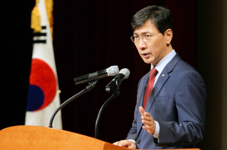 [Newsmaker] From presidential hopeful to accused rapist: An Hee-jung