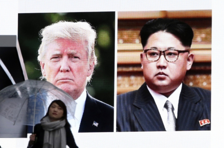 US demands 'concrete actions' before summit with NK
