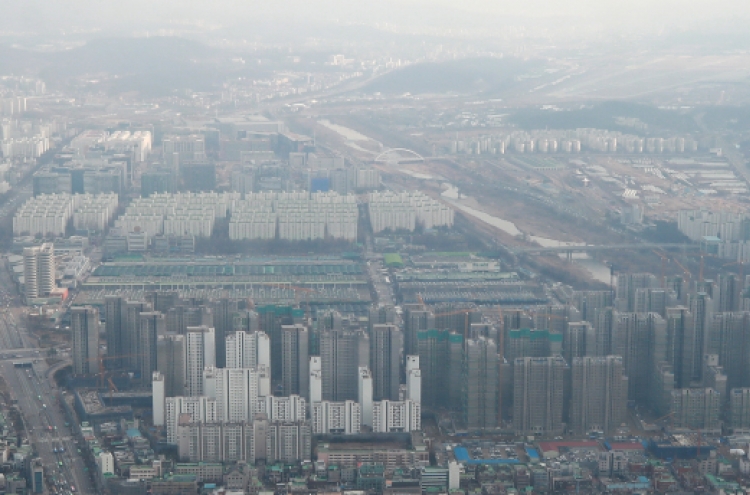 Burden of buying house in Seoul hits 6-year high
