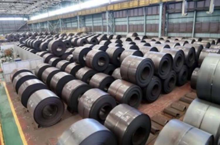 US temporarily exempts Korea from steel tariffs