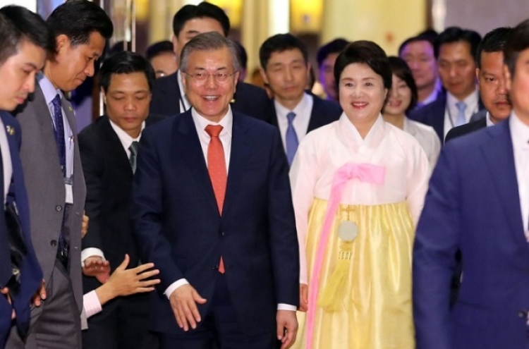 Korean president set for talks with Vietnamese leaders