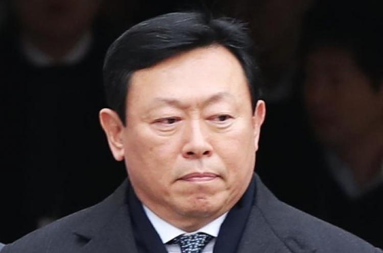 Preliminary hearing set this week for jailed Lotte chief's appeal