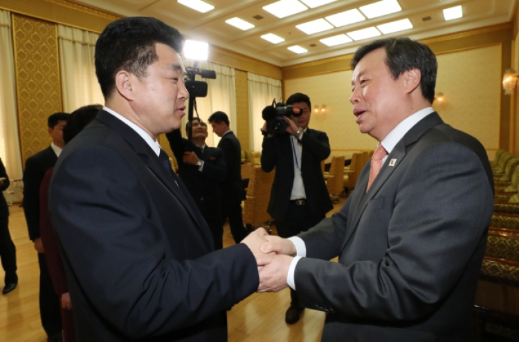 Sports ministers of Koreas agree to push for joint march at Asian Games