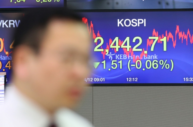 Seoul stocks open lower on foreign selling