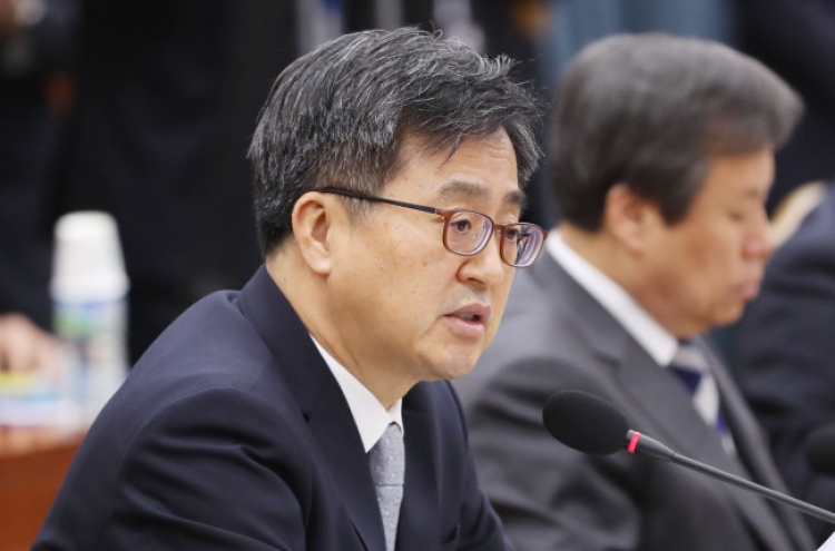 S. Korean finance minister warns against protectionism