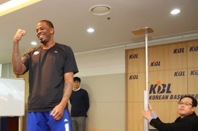 월스트리트저널 "키 크다고 미국 선수 쫓아내는 한국 농구"