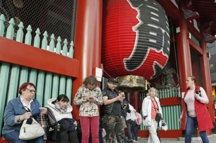 일본 방문 외국인수 역대 최단기간 1천만명 돌파…22%는 한국인