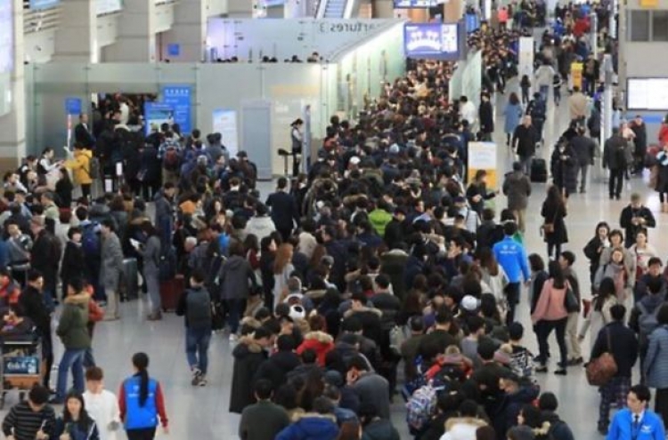 Korea's int'l air passenger traffic jumps 12.5% last month