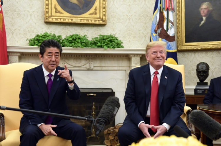 [US-NK Summit] Trump dangles White House invite for Kim