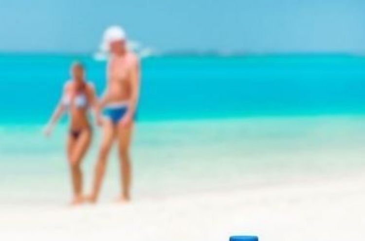 Hawaii bans sunscreens harmful to marine life