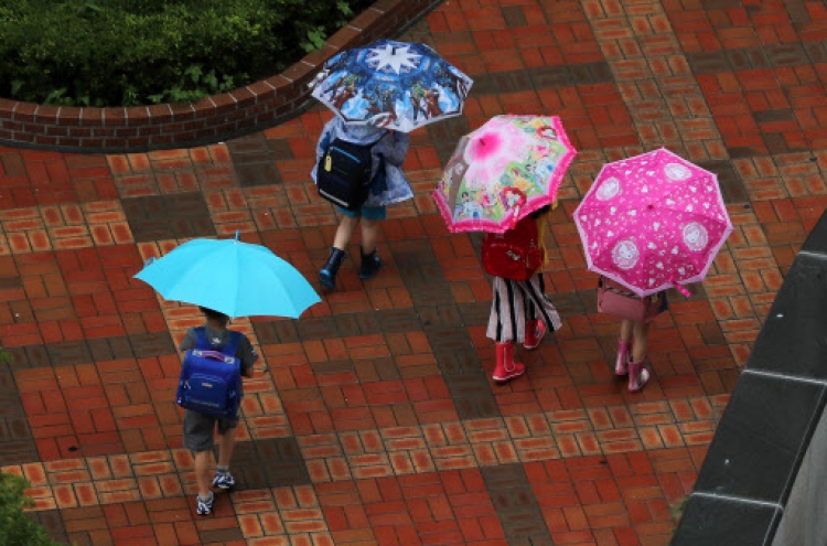 [Weather] Temperature cools down, rain to fall sporadically