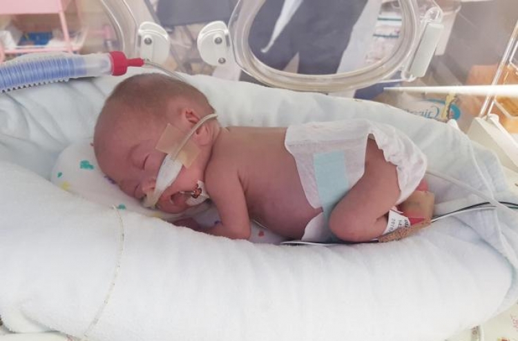 Korea’s smallest preemie survivor heads home