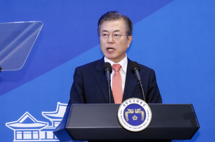 Moon replaces chief of scandal-ridden defense unit, orders creation of 'new command'