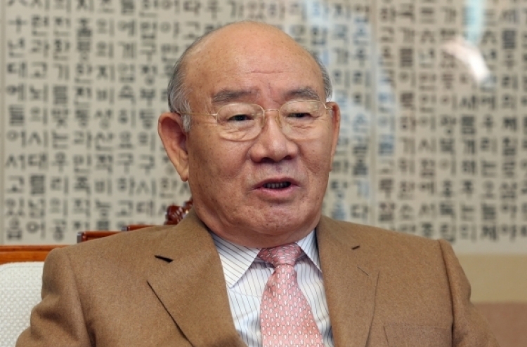 Ex-President Chun has Alzheimer‘s, will not attend libel trial: wife