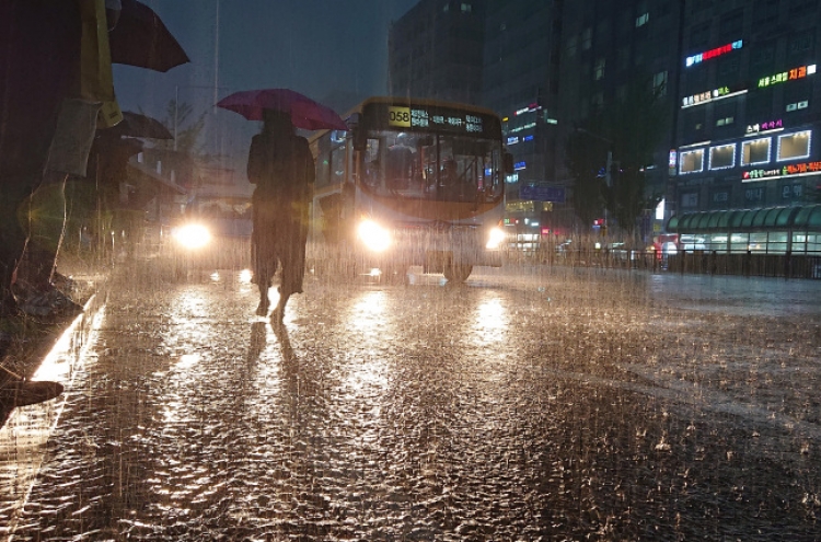 Heavy downpours batter S. Korea