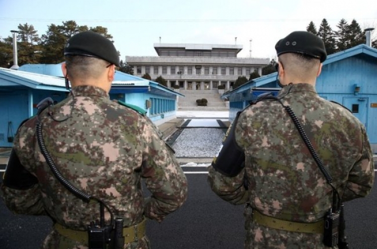 Two Koreas to hold working-level talks to prepare summit