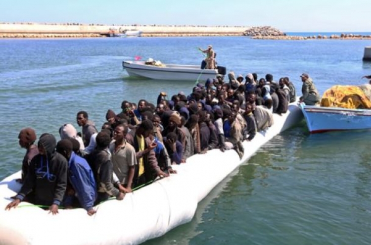 One dead, two flee as migrant boat sinks off Tunisia