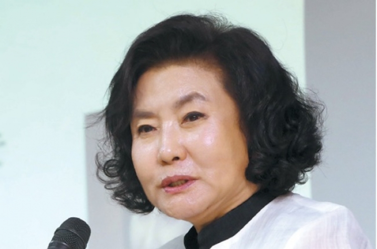 Hanbok designer to receive top culture honors post-death