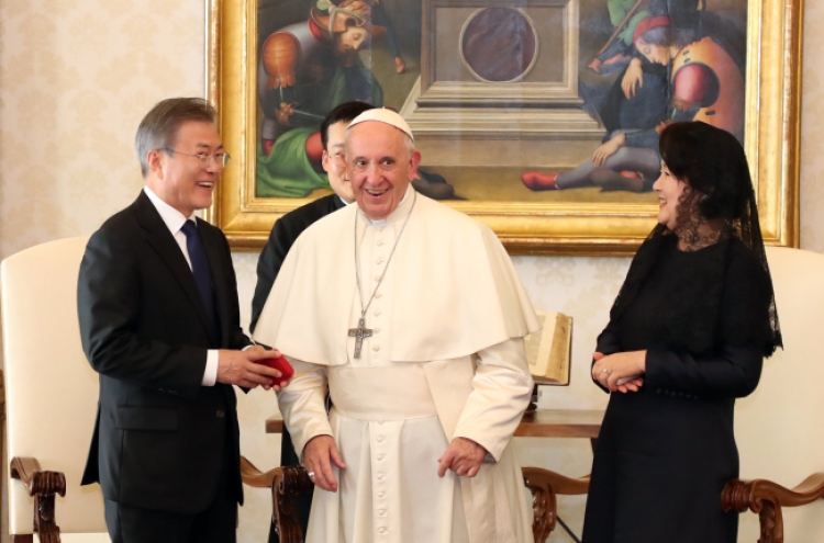 Ruling party expects pope's visit to NK to speed up denuclearization