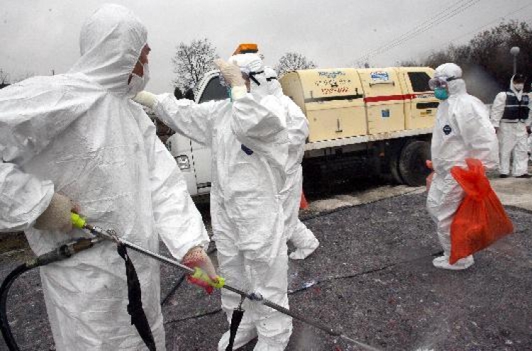 Korea strengthens bird flu quarantine efforts ahead of winter