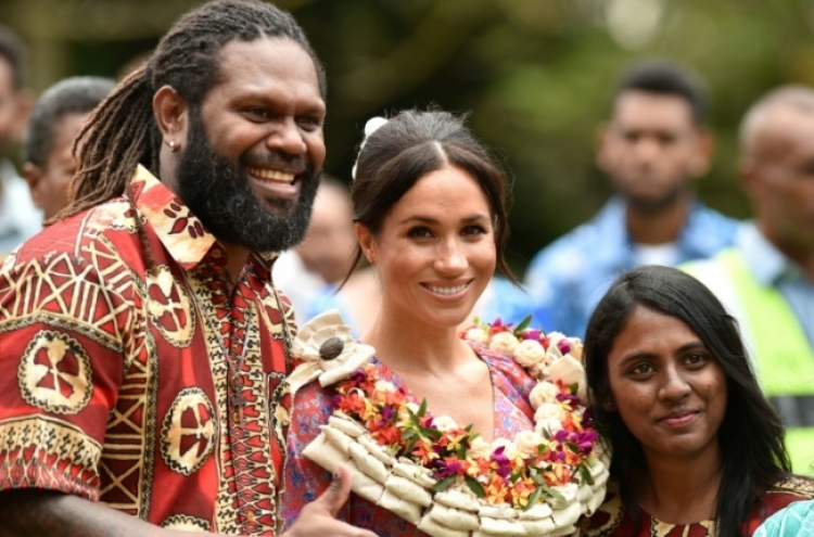 Meghan takes spotlight in Fiji to back female education