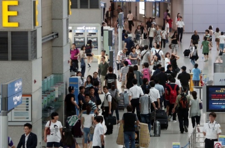 390 on working holiday fell victim to crimes abroad in last five years: report