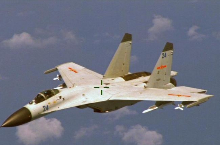 China's warplane enters Korean air defense zone