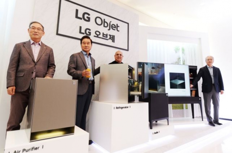 LG converges home appliances with furniture
