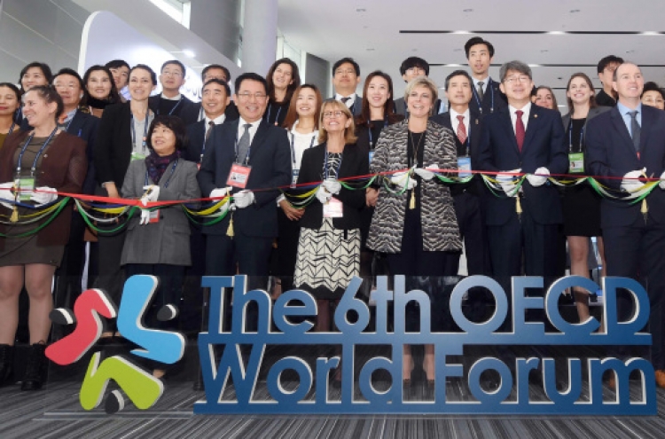 OECD forum on well-being closes, adopts Incheon Declaration