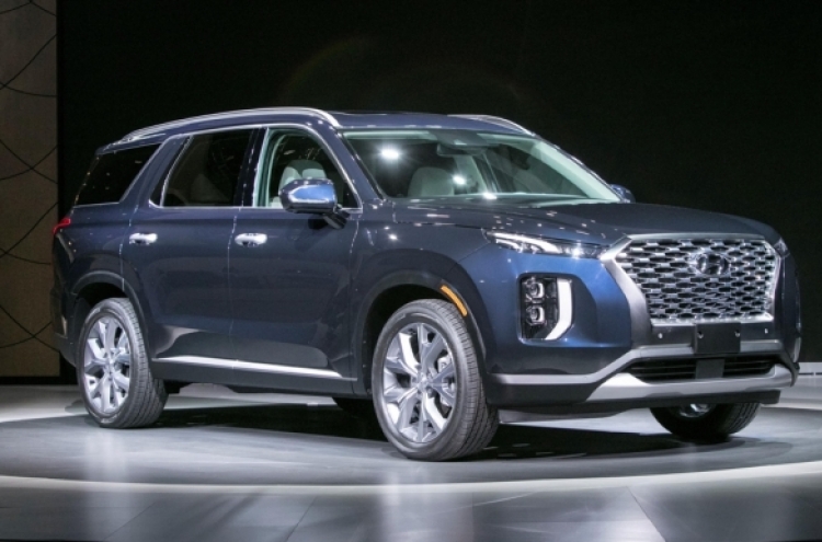 Hyundai unveils Palisade SUV, Soul boxcar at LA auto show