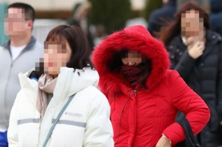 Cold wave hits Korea with mercury plunging to this year's lowest levels