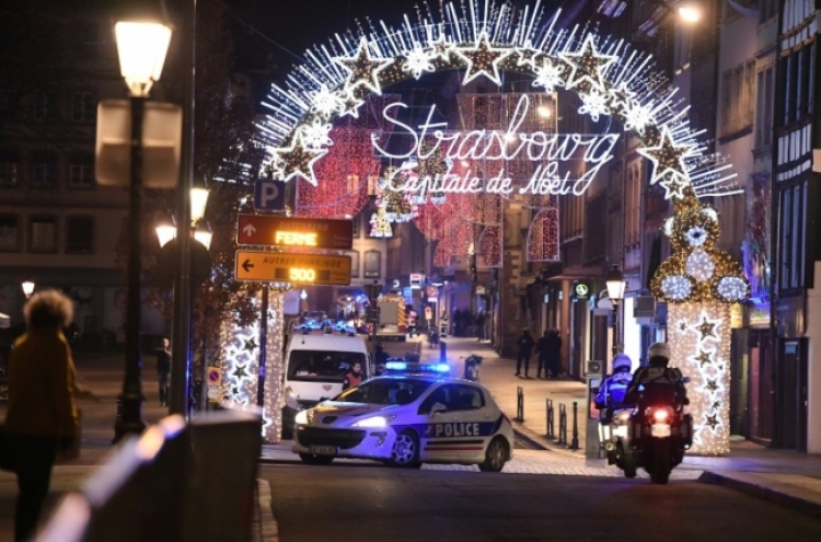 [Newsmaker] Gunman on run after killing three at Strasbourg Christmas market