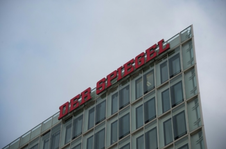 Spiegel suspends two editors after fake news scandal