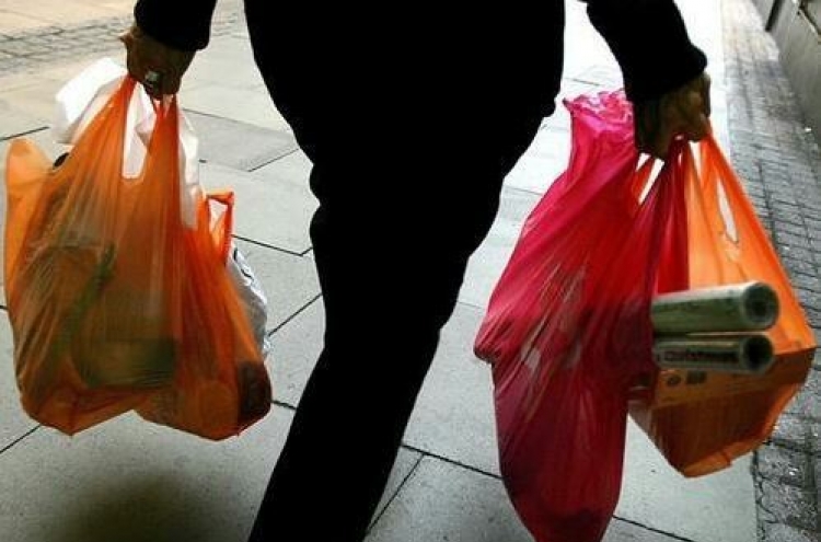 Korea to ban use of disposable shopping bags at supermarkets
