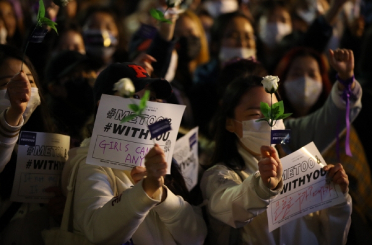 Over 40 percent of Korean females in 20s are feminist: survey