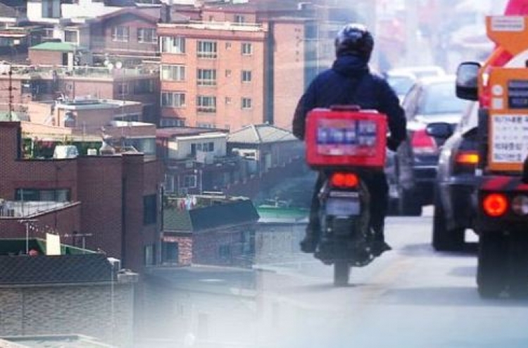 Delivery services for daily necessities on rise