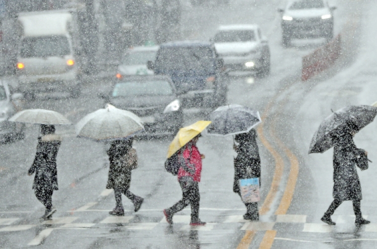 Heavy snow and rain to continue throughout the day