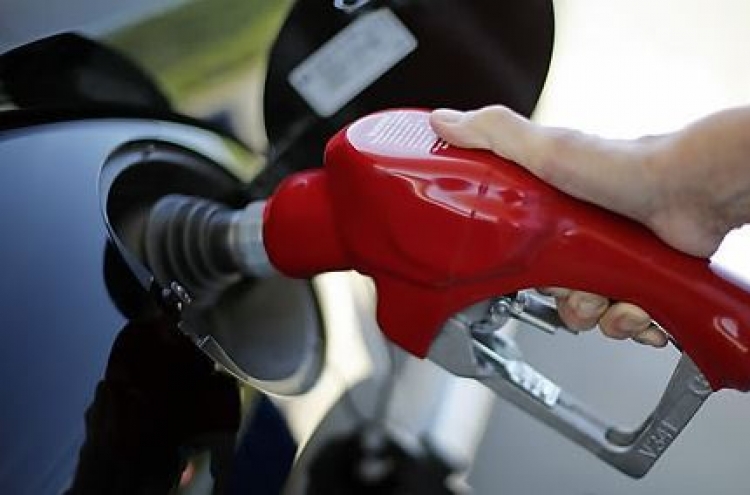 Drivers use less gasoline in 2018 amid higher fuel prices