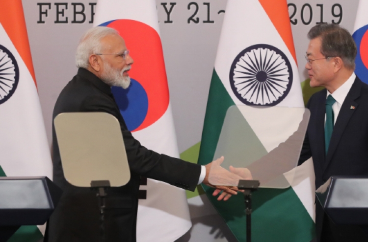 Korea, India agree to strengthen defense cooperation, economic ties