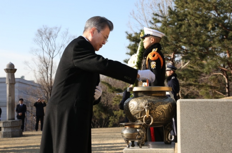 President Moon commemorates late independence fighters