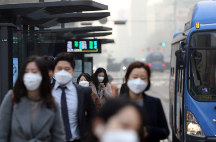 [From the scene] Frustration grows in S. Korea over continued ultrafine dust