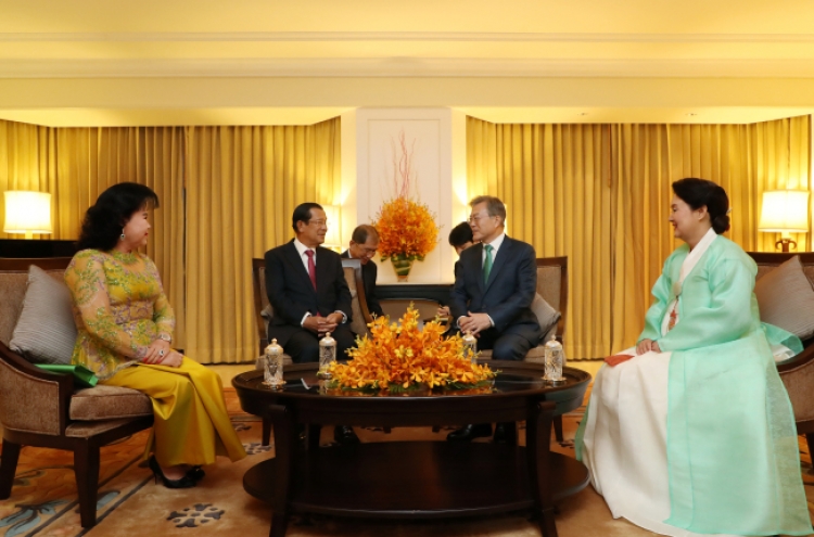 S. Korean president set to meet Cambodian leaders