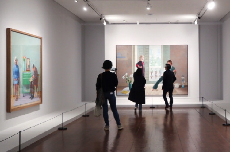Broad range of David Hockney’s works on view at SeMA